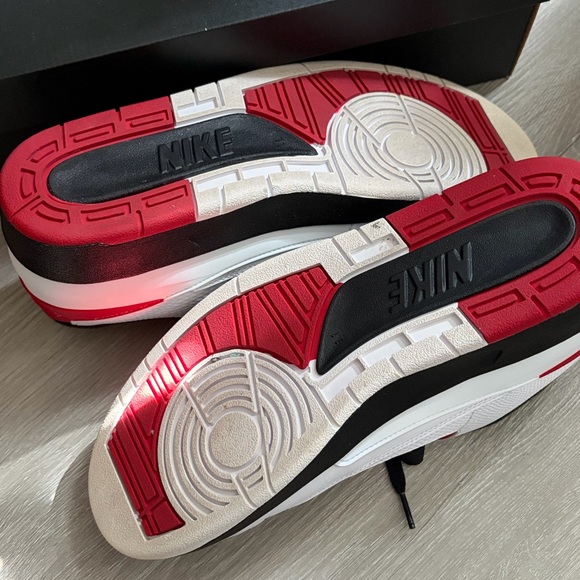 Jordan 2 retro low Chicago - Picture 2 of 2